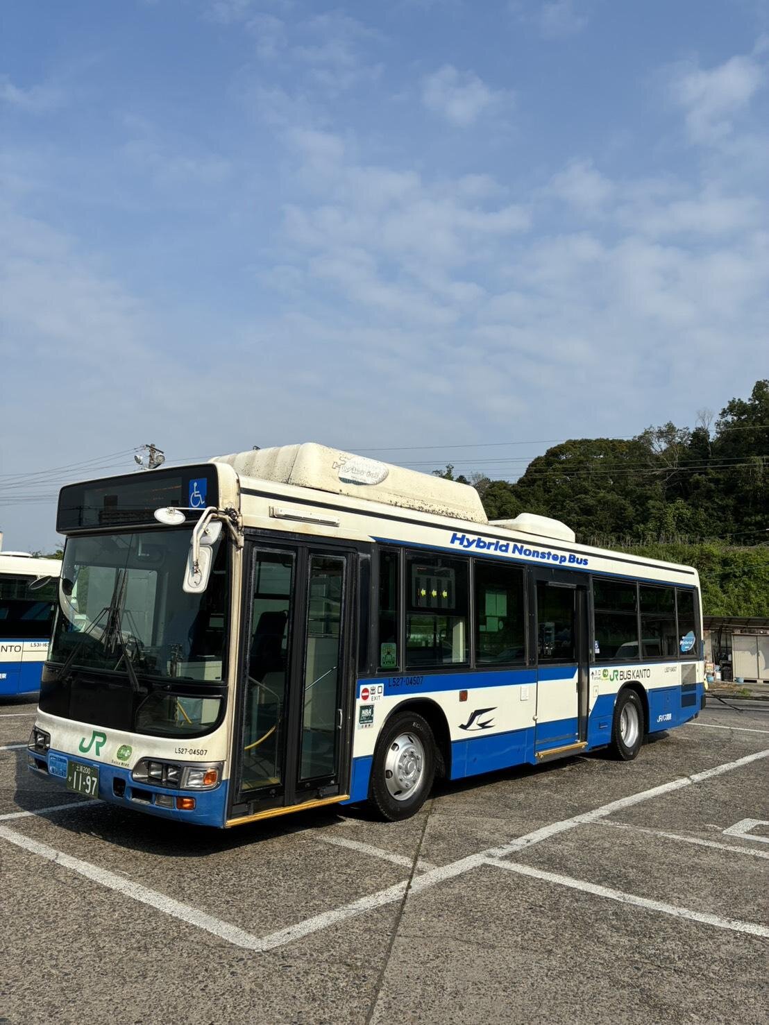 左斜め①.jpg